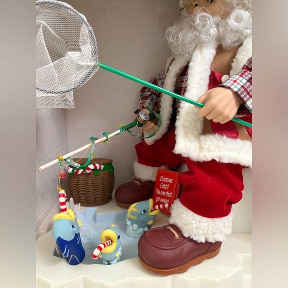 Holiday Time Santa Ice Fishing Animated Decor - Picture 13 of 17